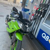 Kawasaki zx6r 