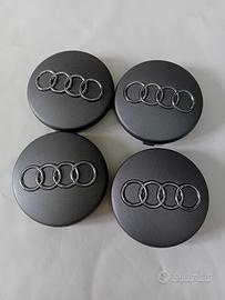4 copri mozzi audi originali 