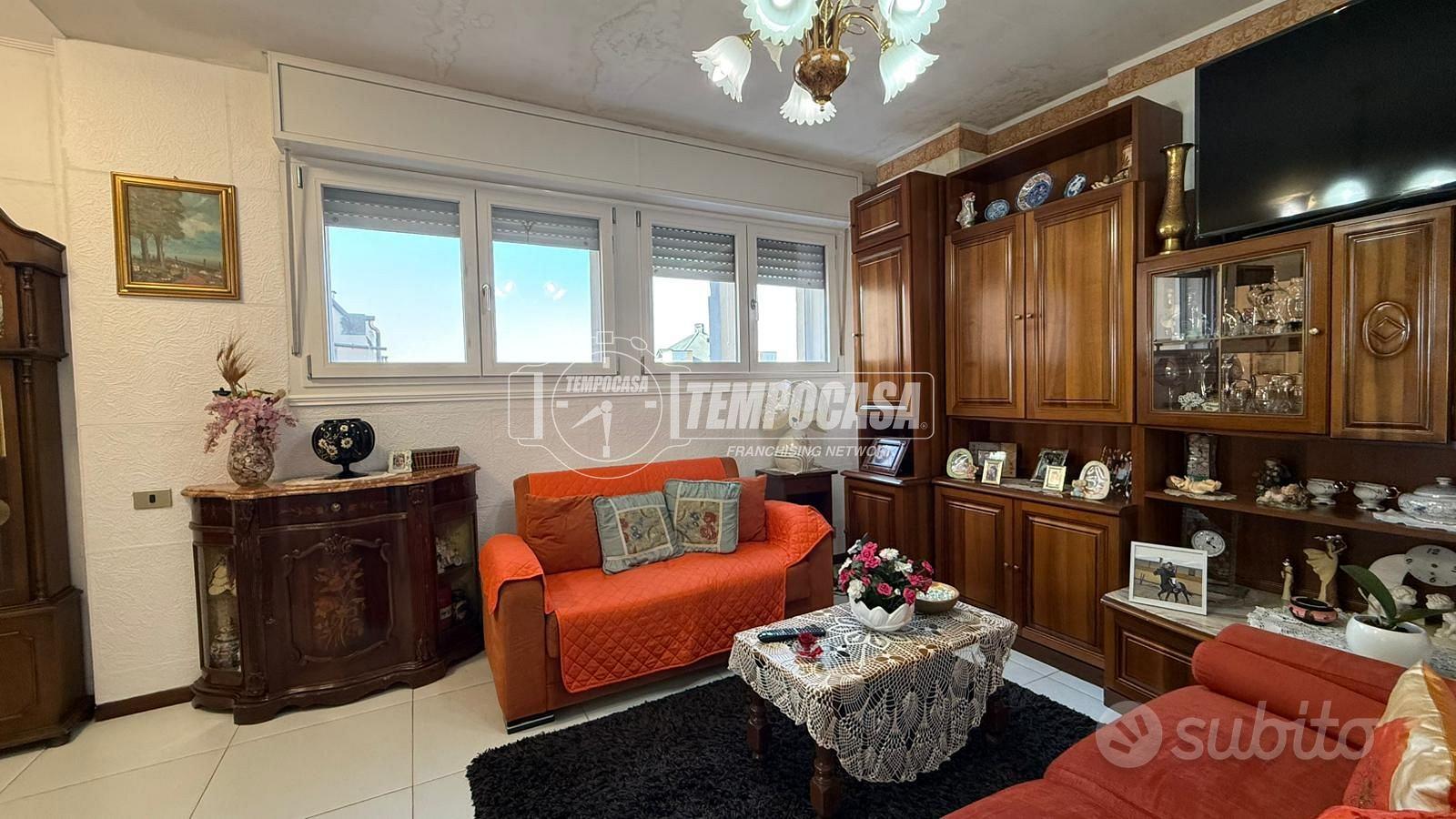 Apartment in Legnano, Santi Martiri, Oltrestazione - Vista 3