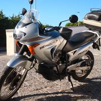 Honda Transalp 650 my 2004