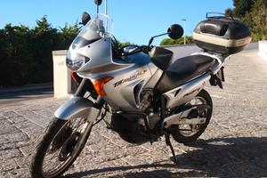 Honda Transalp 650 my 2004