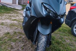Yamaha TMAX 560 TECH