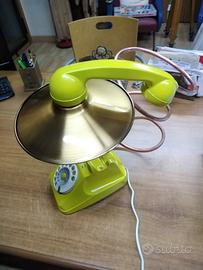 telefono vntage modernariato  lampada