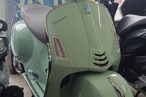 Piaggio Vespa 310 GTS hpe