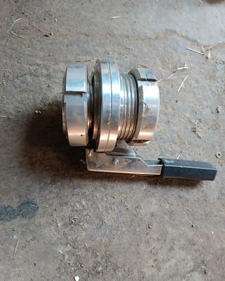 rubinetto per vasca latte