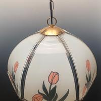 Lampadario tema floreale in stile Tiffany