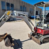 Escavatore Takeuchi TB215R