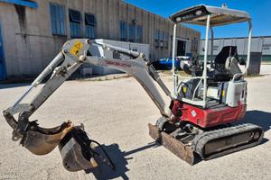 Escavatore Takeuchi TB215R