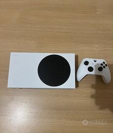 Xbox Series S +Monitor Samsung Curvo 32 Trattabile