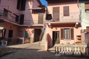 CASA DI CORTE A LONATE POZZOLO