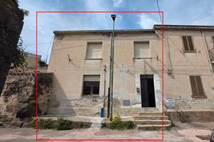 Seneghe (OR), casa indipendente con giardino