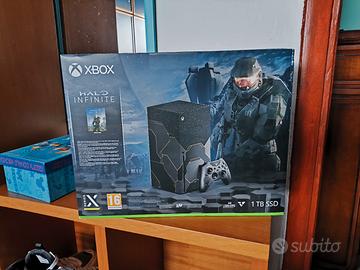Xbox Series X Halo Infinite Limited Edition