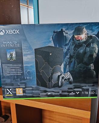 Xbox Series X Halo Infinite Limited Edition