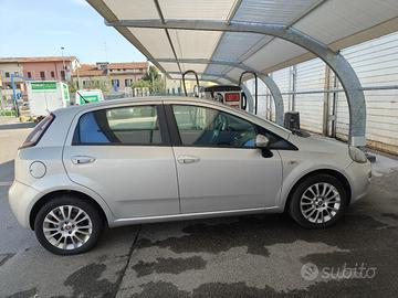 Fiat Punto 1.4 Lounge AUTOMATICA - 2012 -