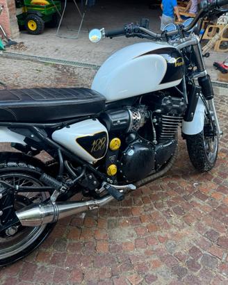 Triumph Thunderbird Sport del
