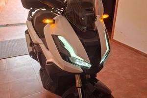 Scooter Honda ADV 350