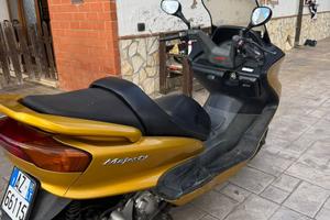 Yamaha majesty 250cc