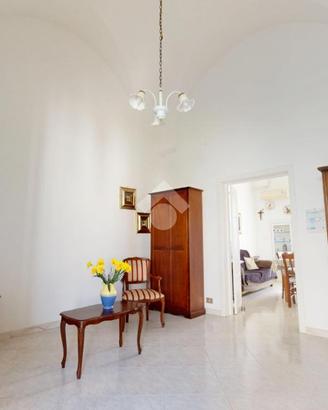 CASA INDIPENDENTE A ORIA