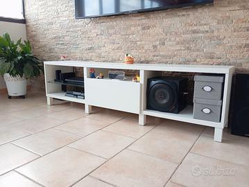Mobile TV Besta Ikea - con aggiunte