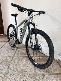 Focus Jarifa E-MTB front 29’