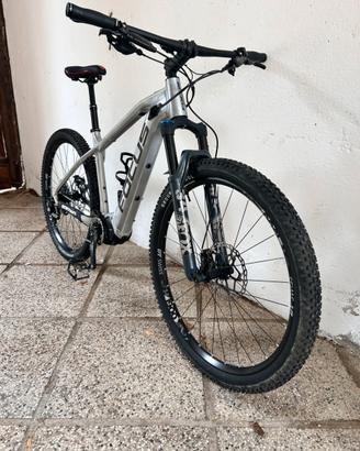 Focus Jarifa E-MTB front 29’