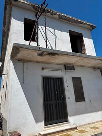 Casa indipendente + terreno
