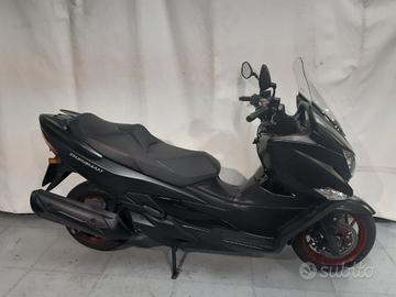 SUZUKI Burgman AN 400
