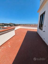 Ultimo piano panoramicissimo con terrazze