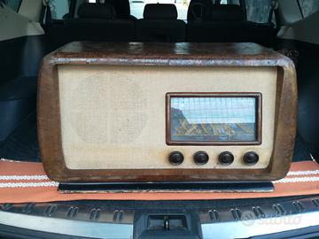 radio vintage ducati