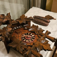 Orologio a cucù meccanico carica settimanale