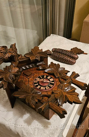 Orologio a cucù meccanico carica settimanale