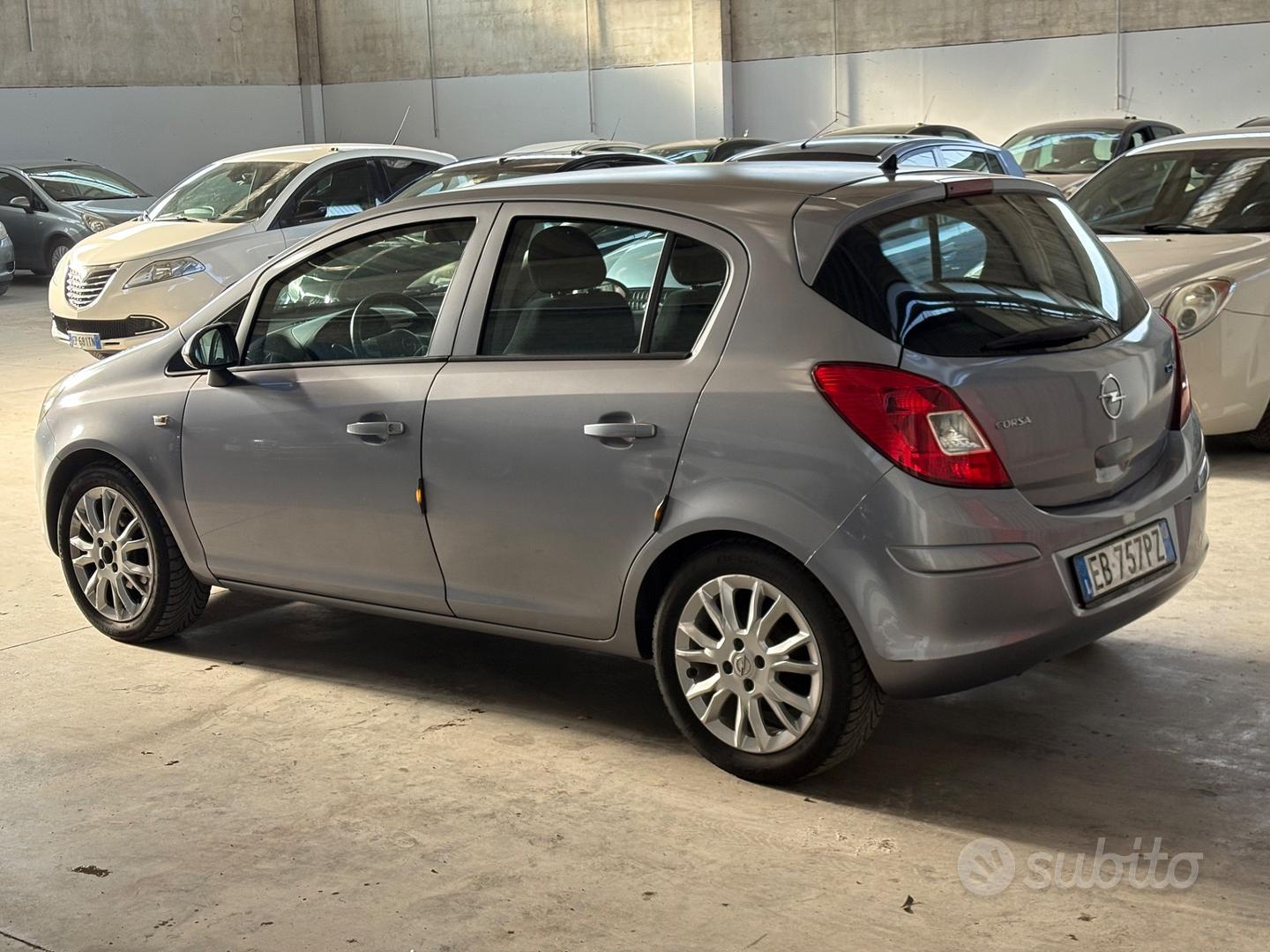 Opel Corsa 2010 photo 3