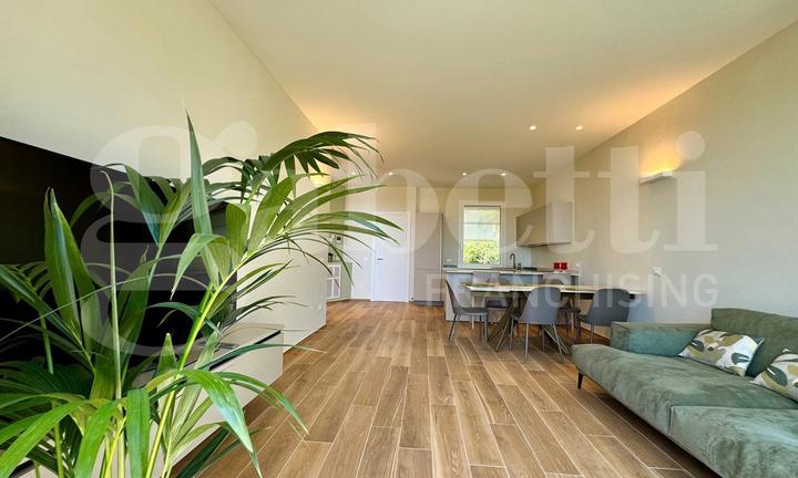 Attico/Mansarda Padenghe sul Garda [P094LVRG]