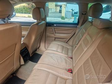 Volkswagen touareg V 6 tdi