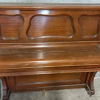 Pianoforte verticale antico