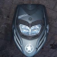 Piaggio Typhoon : scudo km faro carene forcella