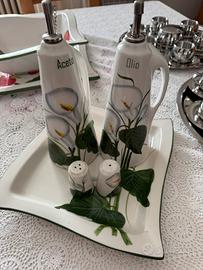 Servizio ceramica olio aceto sale e pepe