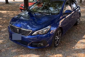 Peugeot 308 allure blue hdi 130 6 marce