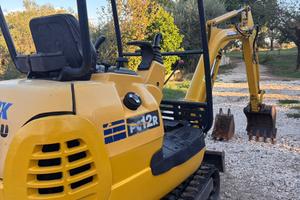 Miniescavatore komatsu pc 12