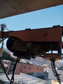 Paranco elettrico da balcone