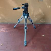 Treppiede fotografico Slick 88M