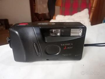 Fotocamera Yashica J-mini 35mm compatta analogica 