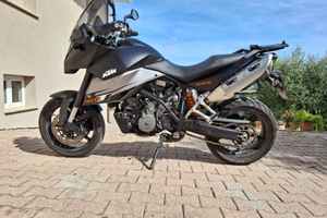 Ktm 990 smt-2010