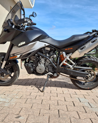 Ktm 990 smt-2010