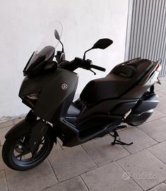 Yamaha X-Max 300 Kamo 2025