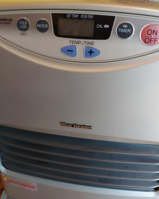 Stufa elettrica ventilata a combustibile liquido