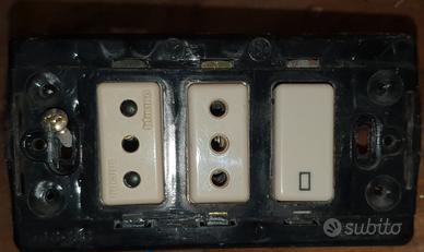 prese 10A  bticino magic + interruttore