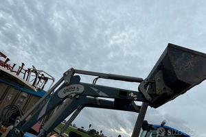 Caricatore frontale sigma4 x new holland t4000