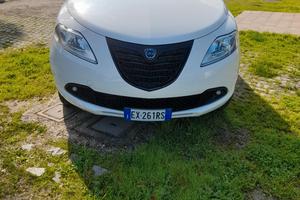 Lancia Ypsilon 0.9 TwinAir 85 CV Metano