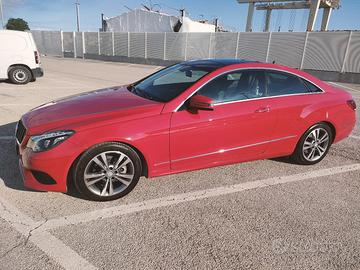  Mercedes E220 Blue TEC Coupé